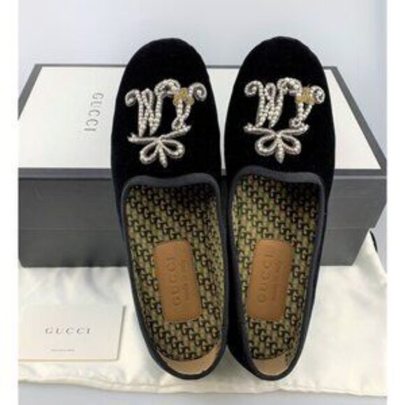 NIB Authentic Gucci Velvet Embellished Loafer In Black - Picture 1 of 11